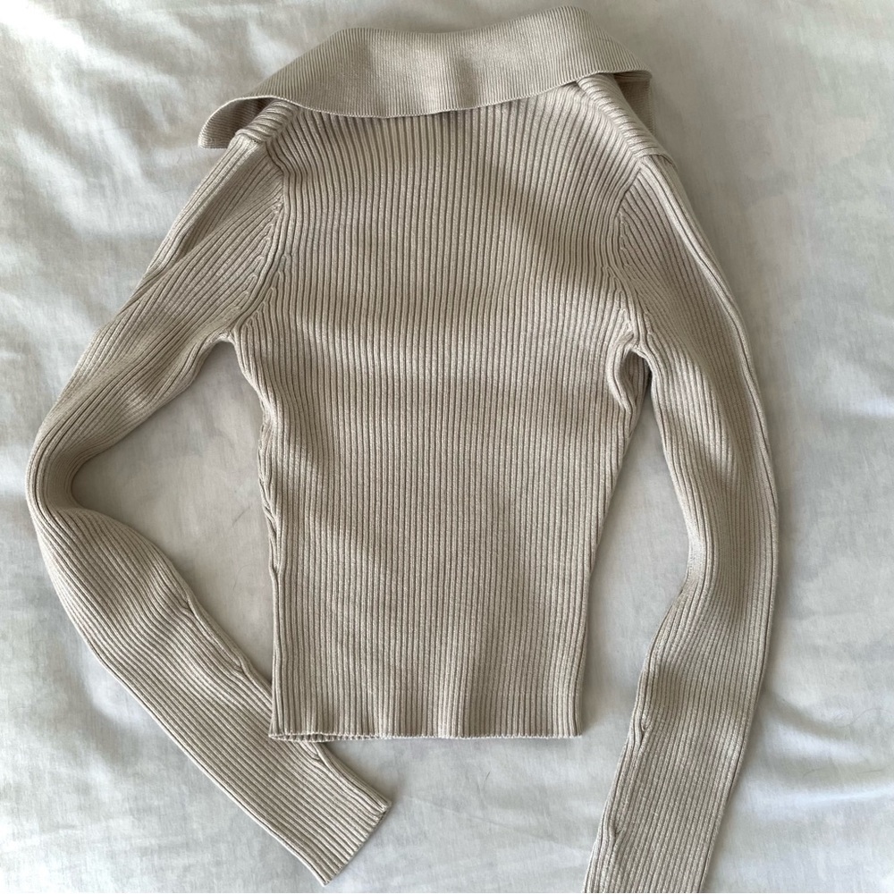 Elevated Ribbed Knit Polo - Picture 5 of 5